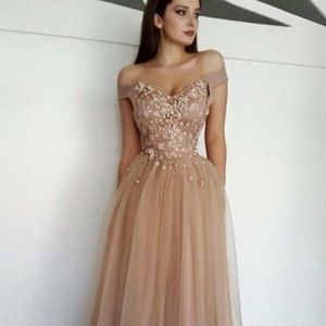 NEW CLASSIC-Romantic style ball gown size 8